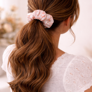 Scrunchie Μαλλιών Floral – Ροζ Λουλούδια